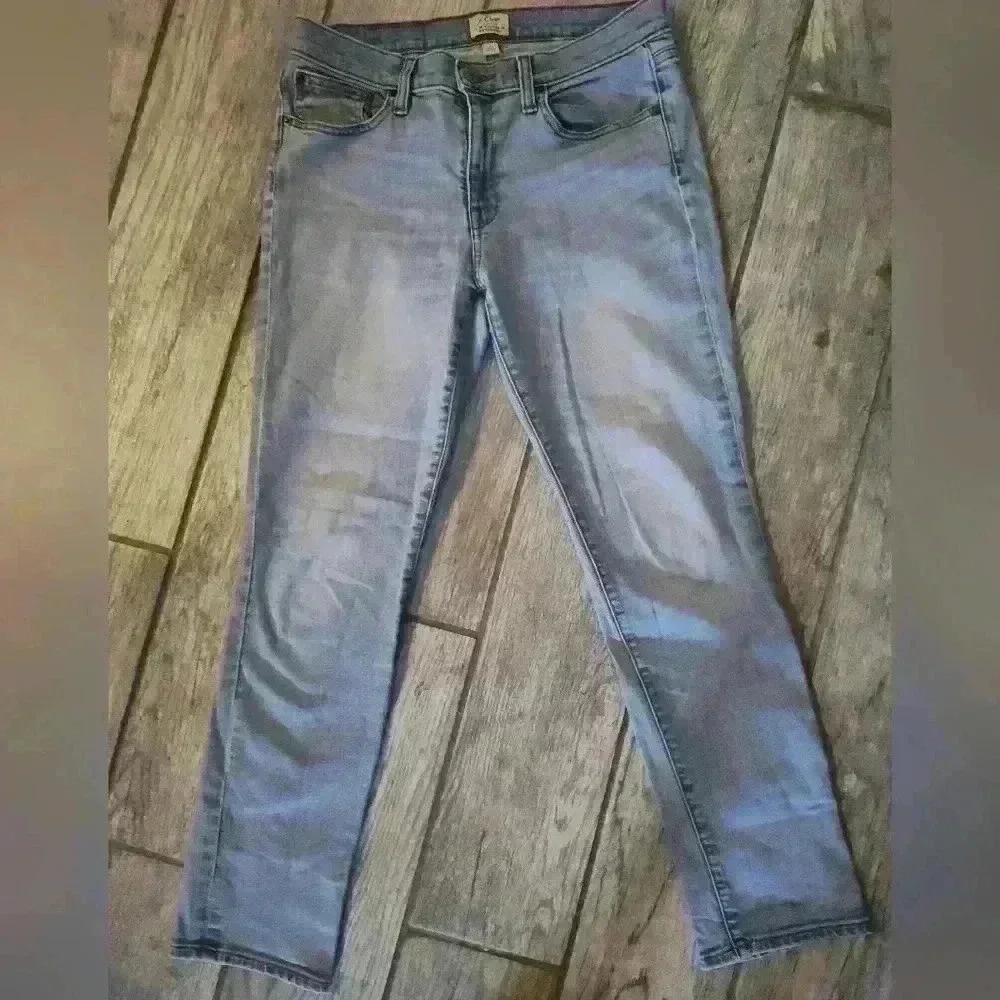 J. Crew slim broken in boyfriend size 27 #205